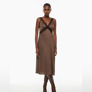 Wilfred Realism Satin Dress in Cocoa Bean/Black